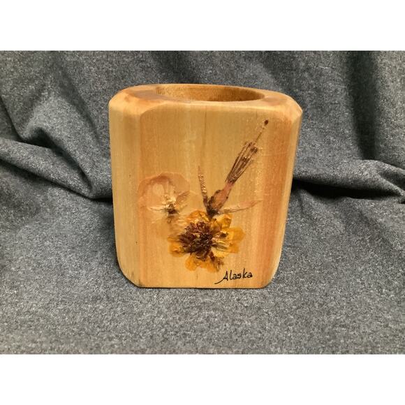 Handcrafted aspen wood votive, tealight candle holder - Picture 1 of 4